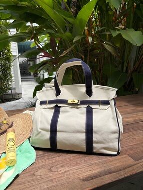 Boatkin Canvas Boat Tote – Navy Trim
